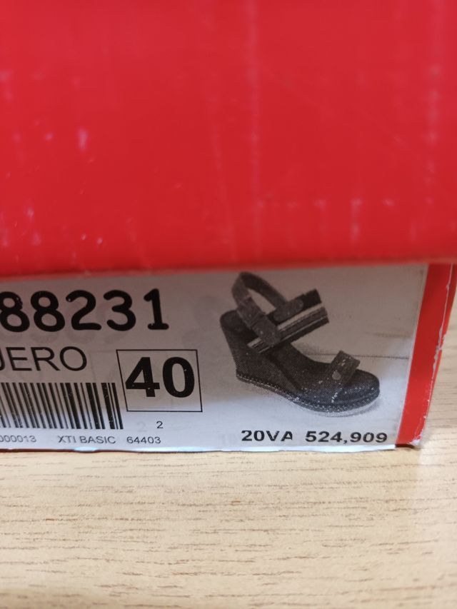 Sandálias jeans azul marinho