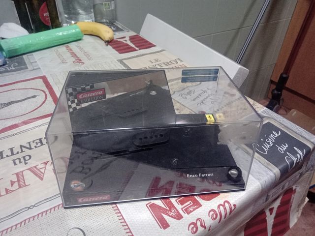 Caja espositora coche carrera para Ferrari