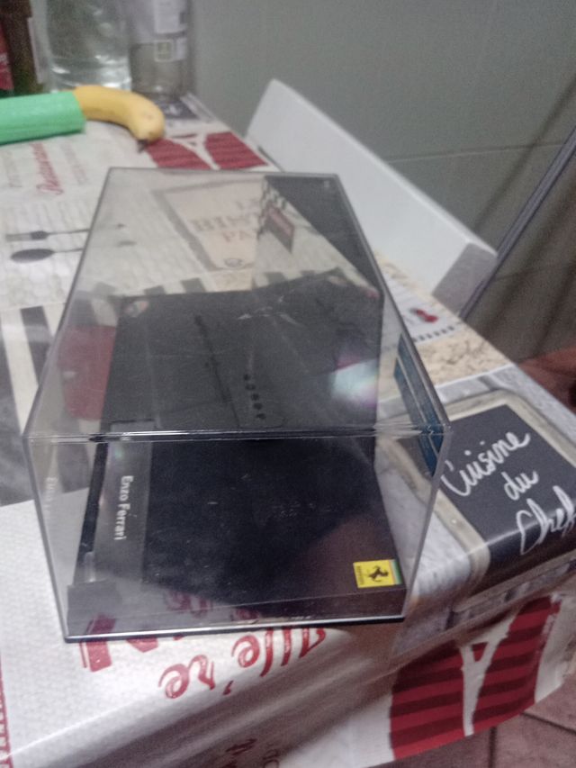 Caja espositora coche carrera para Ferrari