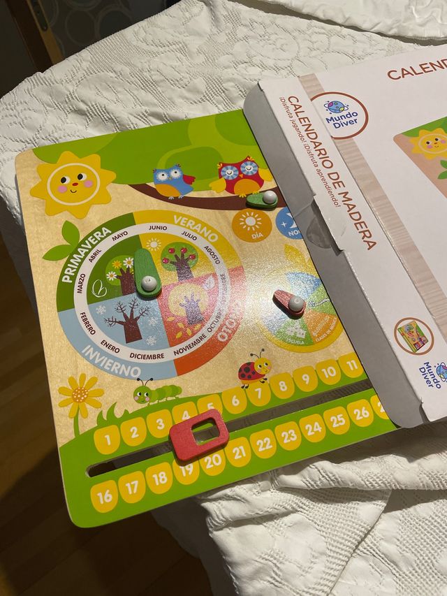 calendario de madera