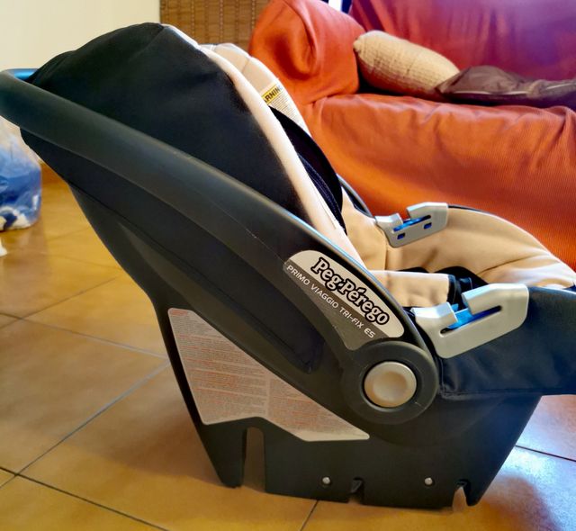 Maxi Cosi Peg Pérego, sillita Coche