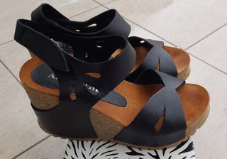 Sandalias negras plataforma comoda
