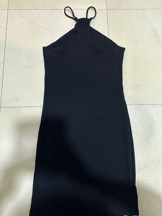 vestido negro halter zara