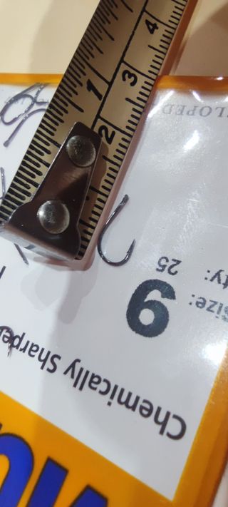 ANZUELOS X10 Nº9 MUSTAD MODELO KEIRYU CARBONO.