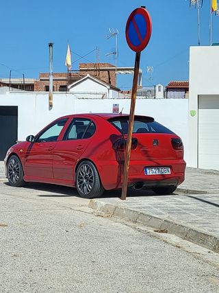 SEAT Leon 2004