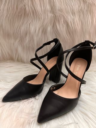 TACONES NEGROS talla 38