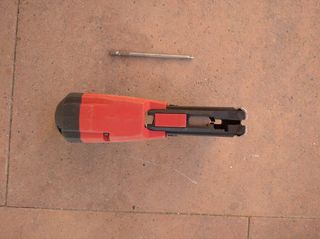 cargador de tornillos hilti