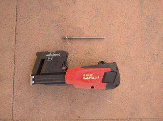 cargador de tornillos hilti