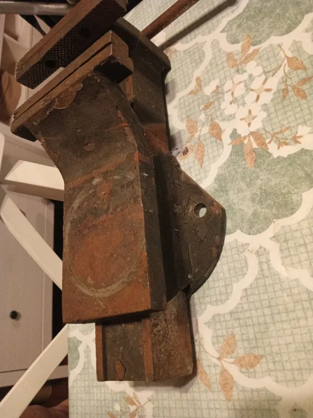 Tornillo de banco pequeño