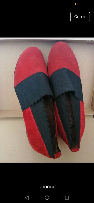 Zapatos Wonders serraje rojo.