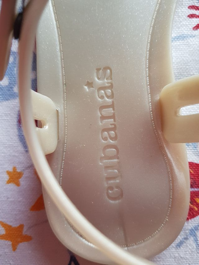 Cubanas infradito ecrù