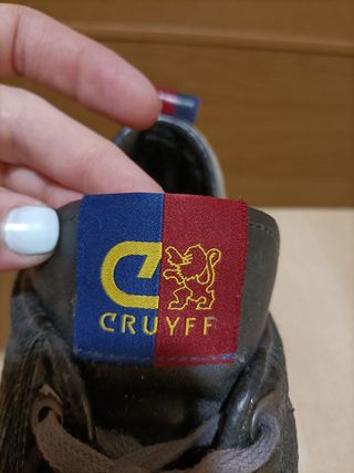 CRUYFF