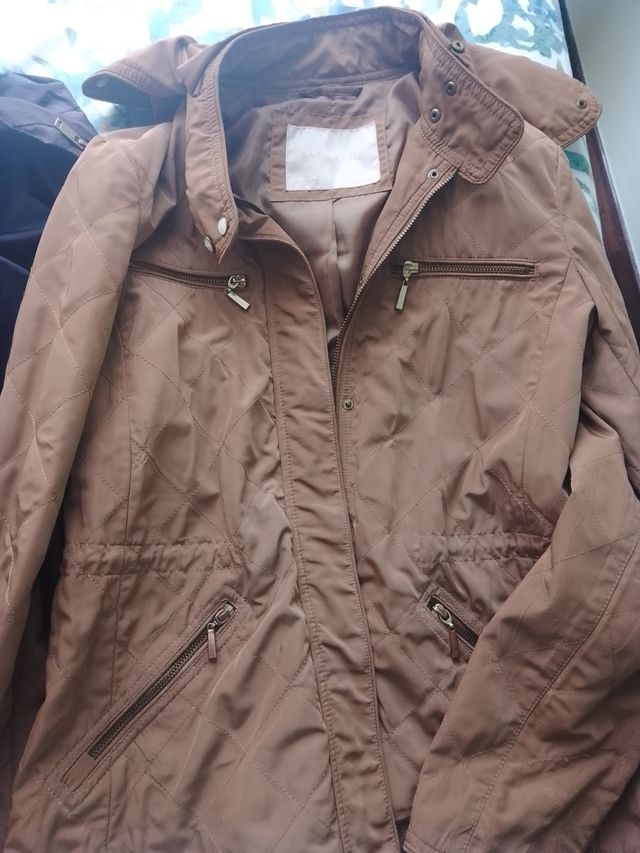 Chubasquero Zara ☂️☔🌧️🌂⛈️