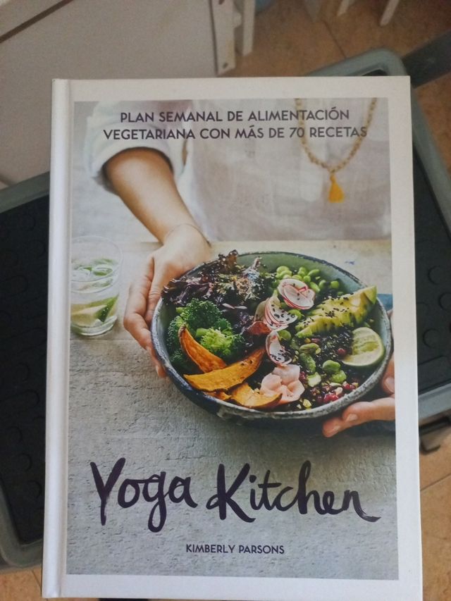 YOGA KITCHEN