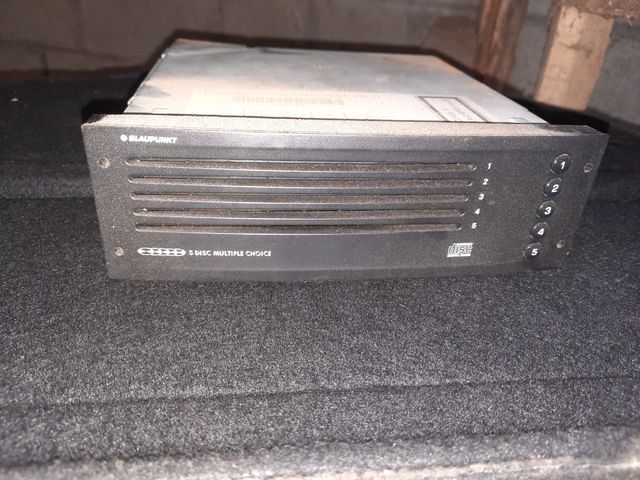 CARGADOR DE CDS BLAUPUNKT