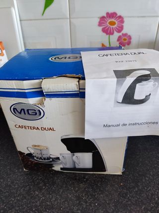 Cafetera eléctrica 2 tazas.