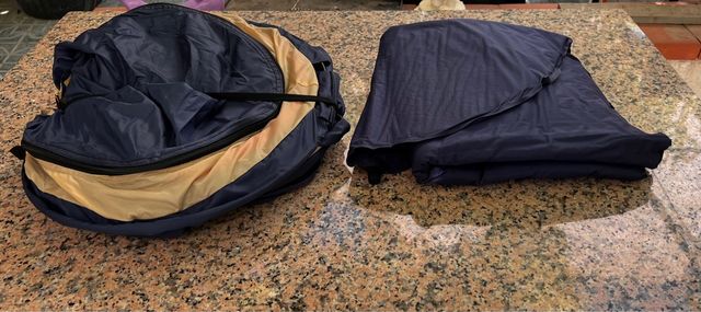 Tienda de campaña o camping y saco para bebé