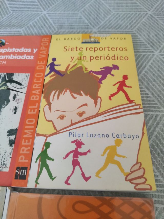 Molti libri per ragazzi e bambini