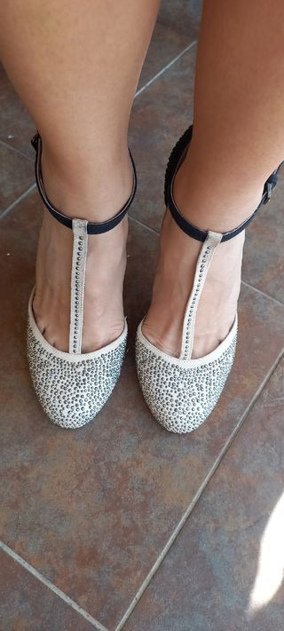 Zapato tacón bicolor 38