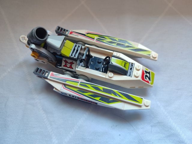 Lego Word Racers 8897