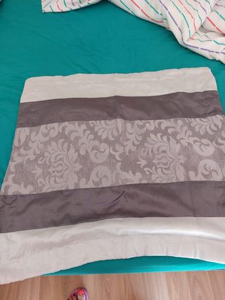 Edredon/ colcha cama 105 cm