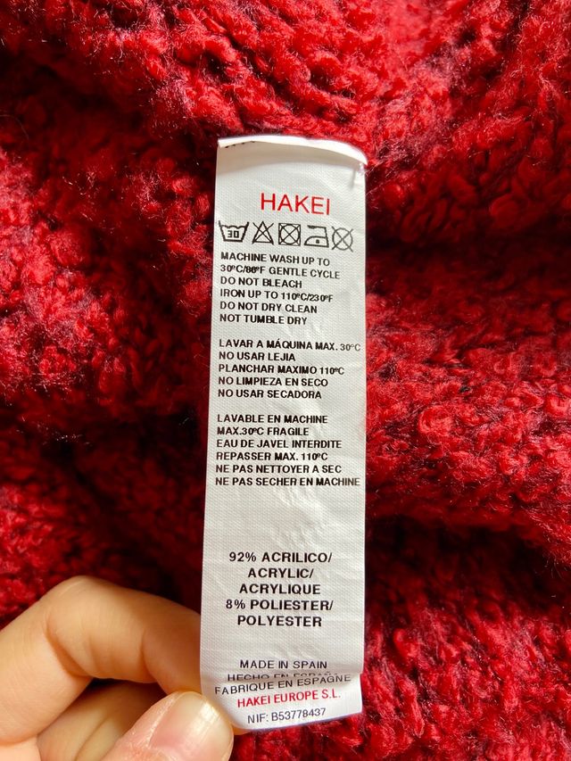 Chaqueta de punto roja Hakei