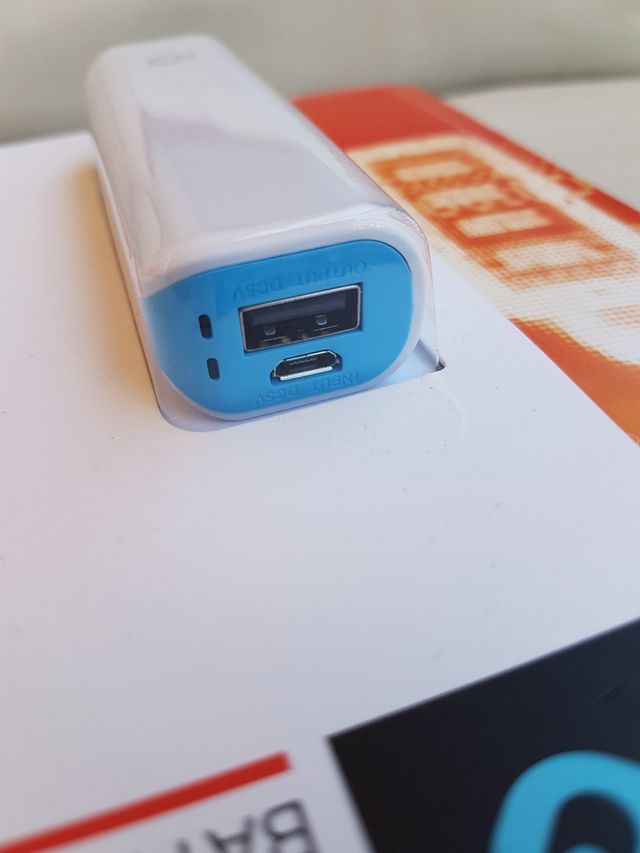 POWER BANK BATERÍA PORTÁTIL 2600 mAh