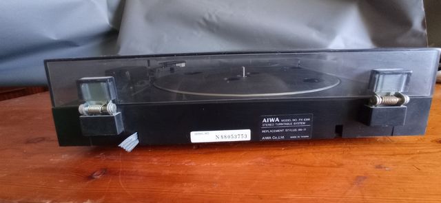 PLATO - GIRADISCO / MARCA AIWA / MOD: PX - E 88