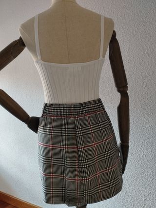 Falda Bershka 