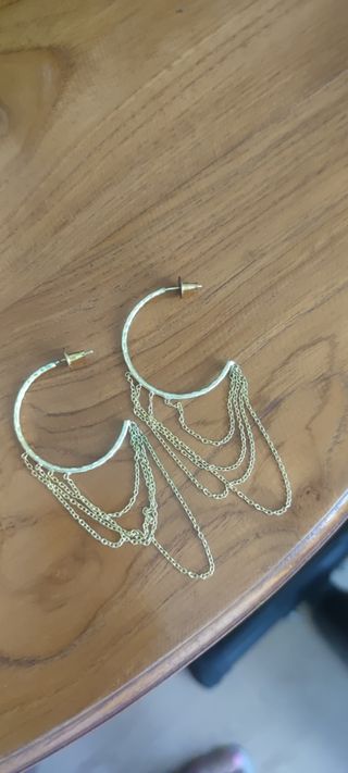 Pendientes acus