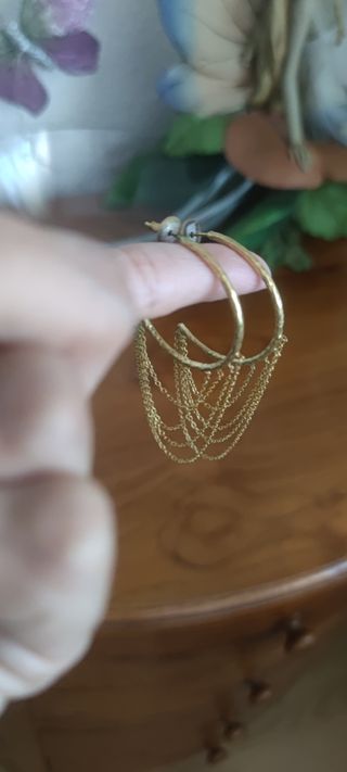 Pendientes acus