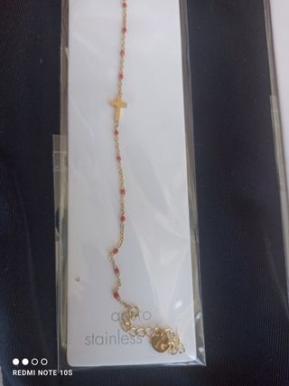 Pulseras acero cruz. Dispongo de 11 unidades 