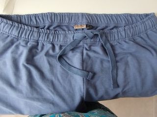 Pantalón corto. talla XL grande