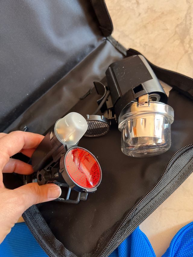 T-shirt, guanti e utensili da ciclismo B'twin