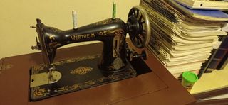 Màquina cosir wertheim