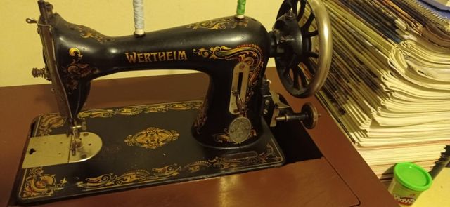 Màquina cosir wertheim