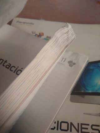 Libros de texto ,grado medio 1 curso S.M.R.