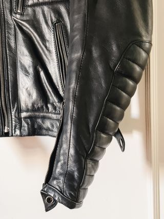chaqueta moto piel con protección