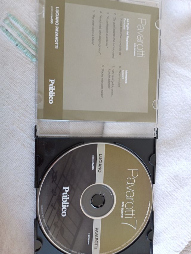 PAVAROTTI 5 CD opera