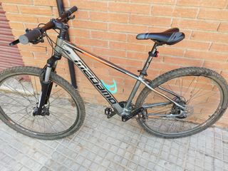 Bicicleta de montaña MEGAMO