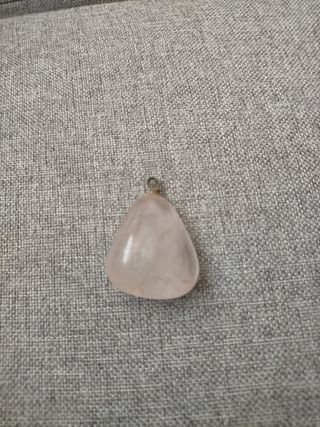 Colgante piedra rosa