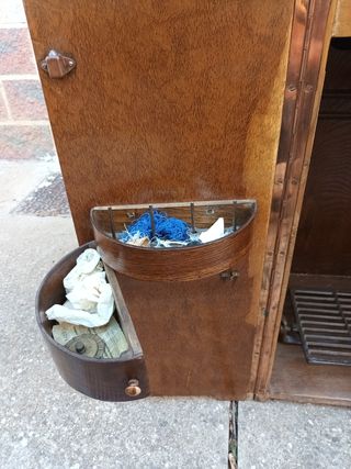 Maquina de coser SINGER antigua