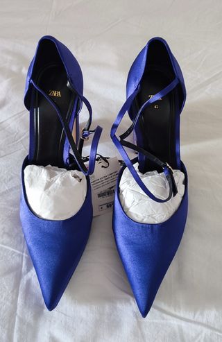 Zapatos de tela morados de Zara