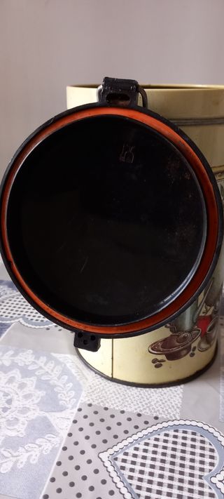 Barattolo di latta per caffè vintage