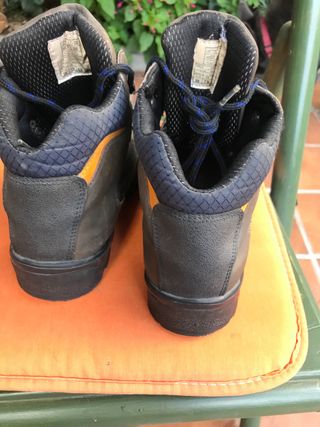 bota de montaña