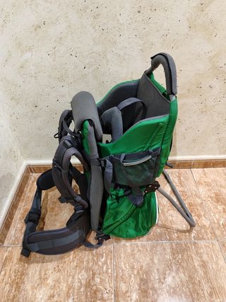 Mochila portabebés senderismo