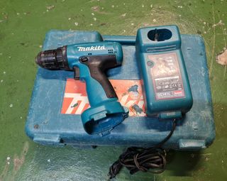 Makita taladro inalambrico + cargador