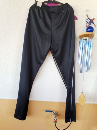 Pantalón chándal nuevo Adidas 