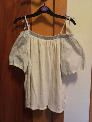 Blusa blanca y azul niña