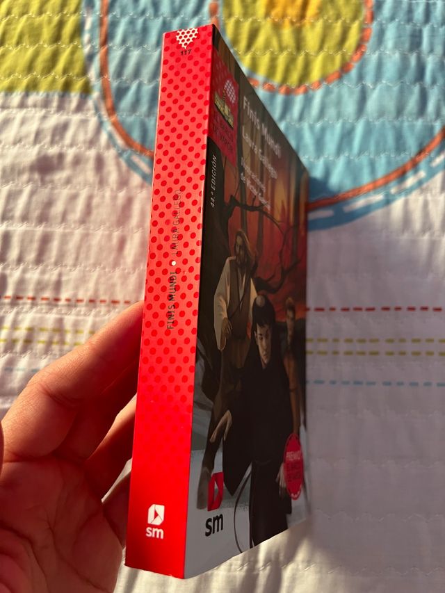 Libro juvenil Finis Mundi